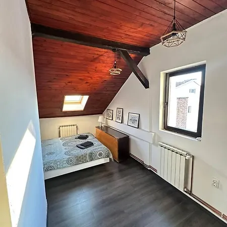 アパート Sky Rooftop Huge ベオグラード