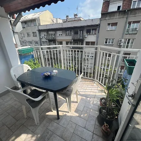 Διαμέρισμα Sky Rooftop Huge